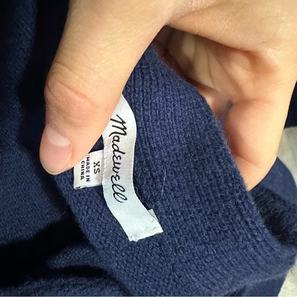 NWOT Madewell V-Neck Relaxed Cardigan heather indigo - Picture 6 of 7